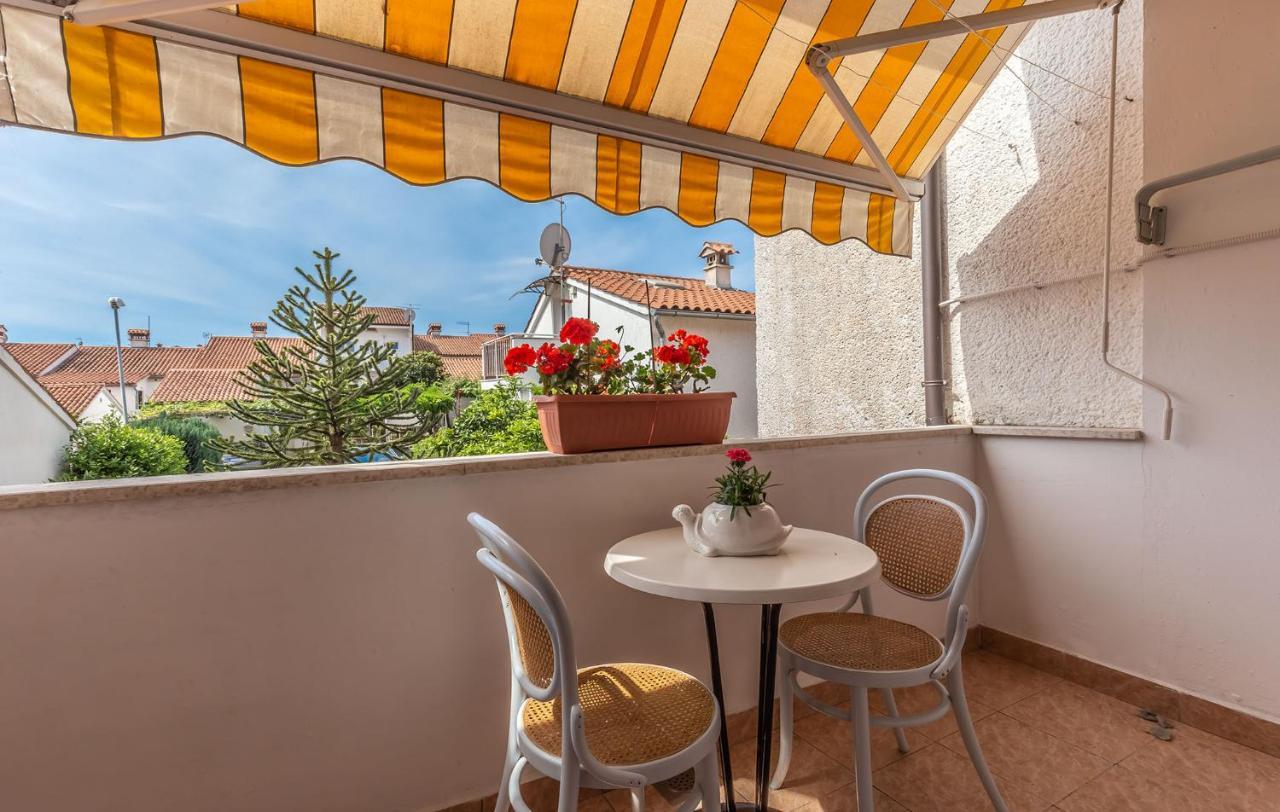 Rina B4 Appartement Poreč Buitenkant foto